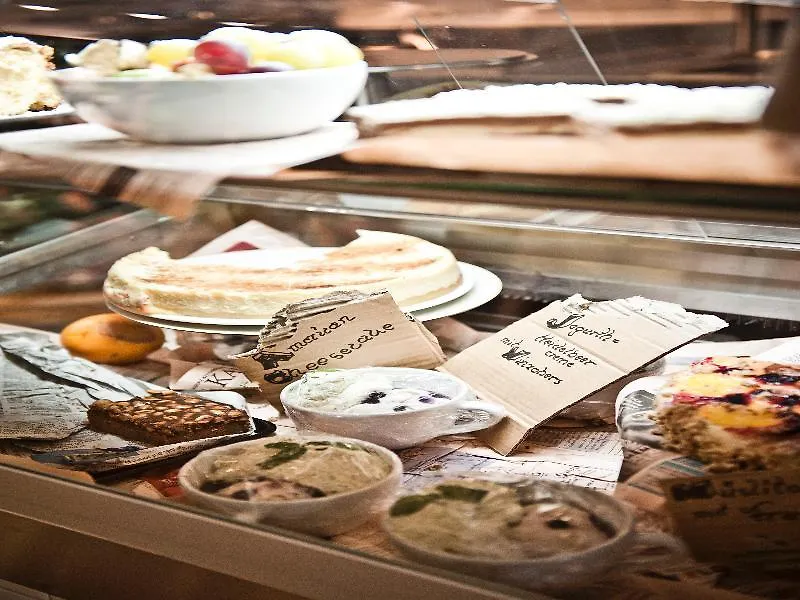 Hotel Daniel Vienna - Smart Lifestyle Near City Centre 4*,