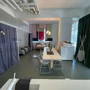 main-station-design-loft-style-apartment.innsbruckaustriahotels.com/