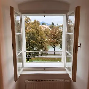 Palais Am Kai - Zentrale Lage, Kostenloser Parkplatz Austria