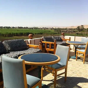 *** فندق نبو ممنون مصر