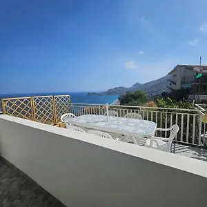 Casa Vacanze Donna Yuliya , Letojanni Italia