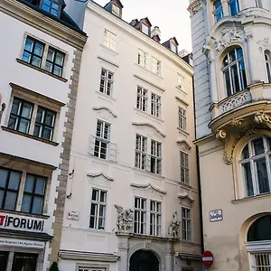  Daire Living City Center