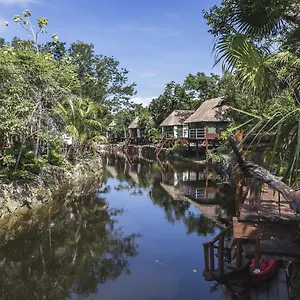 https://zamna-tulum.quintano-roohotels.com