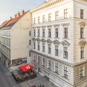  Apartment Belvedere