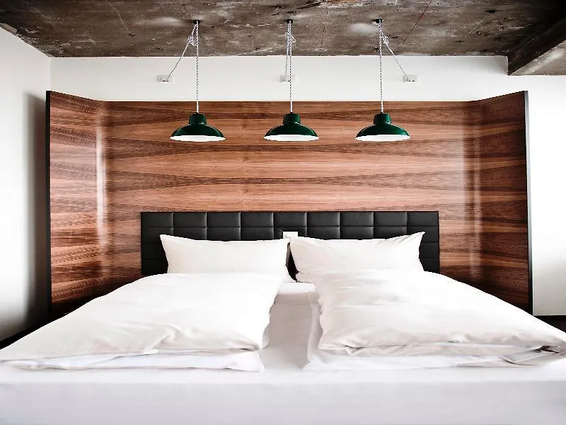 Hotel Daniel Vienna - Smart Lifestyle Near City Centre 4*,